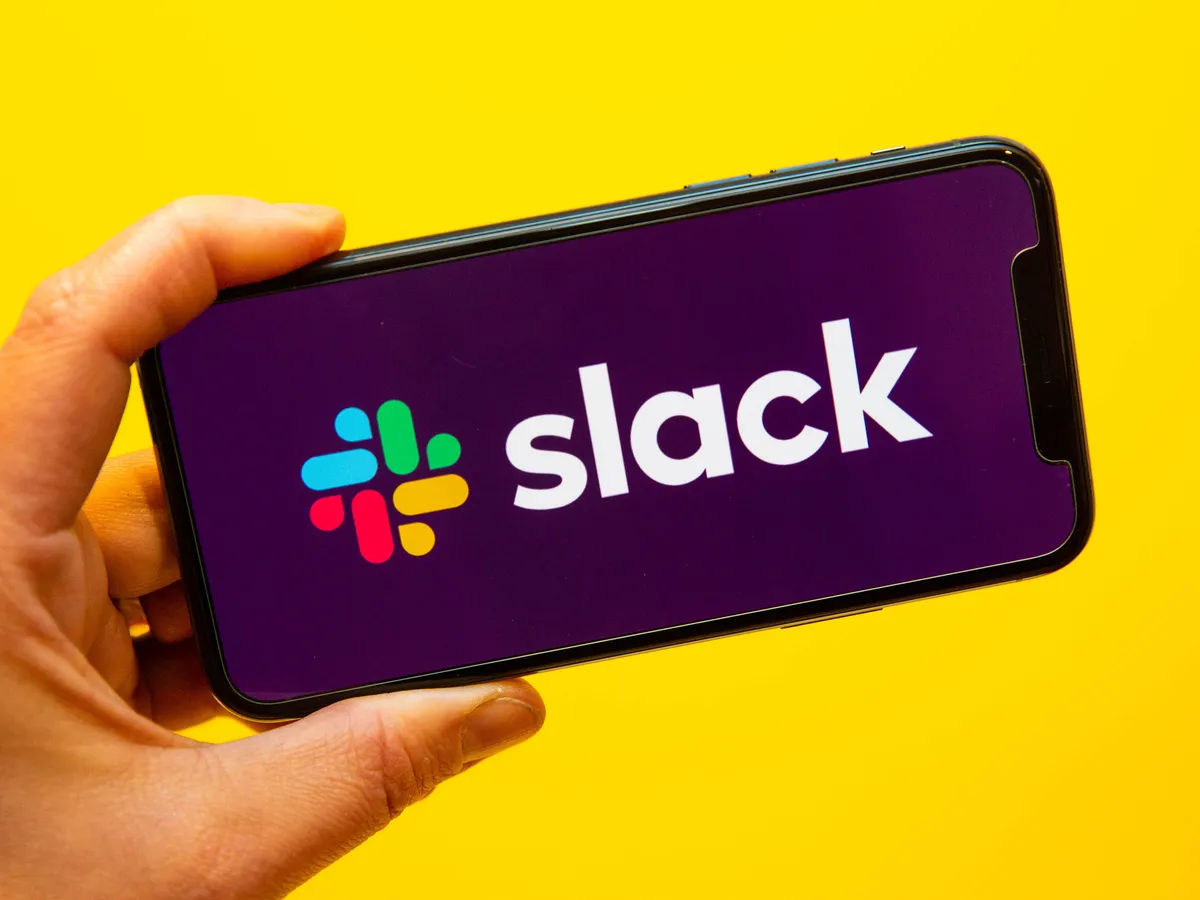 Slack начнёт блокировать российских пользователей мессенджера в течение месяца.