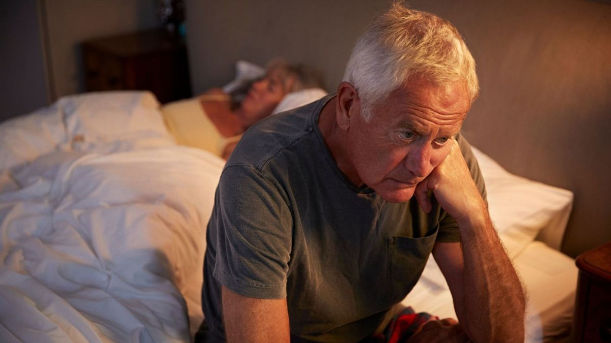 Insomnia cronică poate accelera îmbătrânirea creierului.