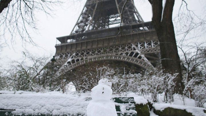 Turiștii nu mai pot vizita Turnul Eiffel. Care este motivul