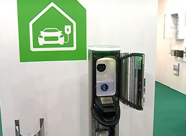 In Chisinau ar putea sa apara prima "benzinarie" pentru automobile electrice. Foto: protv.md