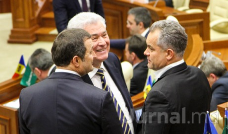 Новый альянс означает блокирование европейского курса Молдовы и отсрочку реформ. Фото: jurnal.md