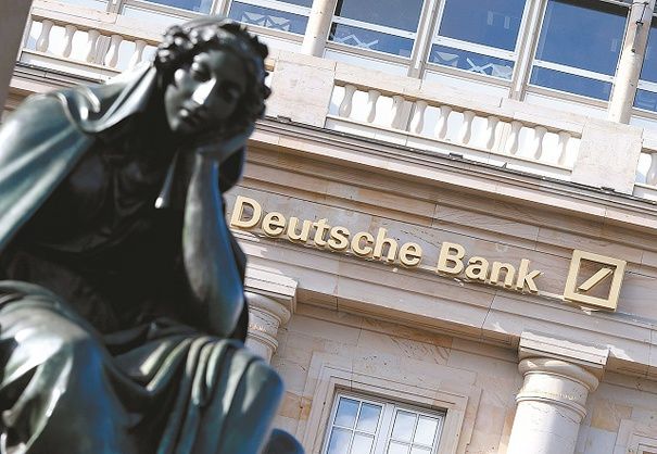 Fondul american Cerberus a devenit al patrulea mare acţionar de la Deutsche Bank.