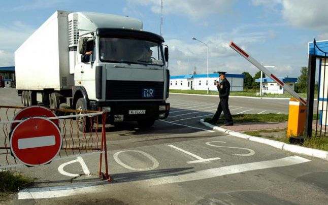 Serviciul Vamal din Rusia a introdus toţi exportatorii ucraineni pe lista importatorilor de risc.