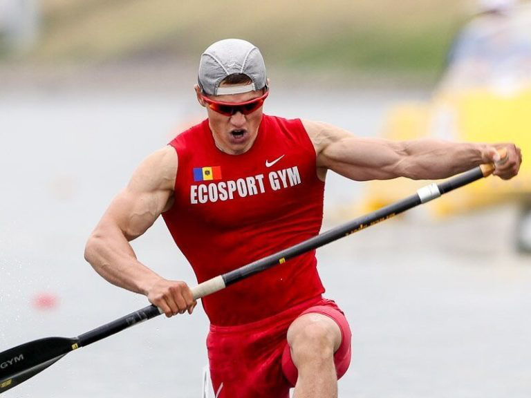 Молдавский каноист Сергей Тарновский завоевал серебро чемпионата Европы.