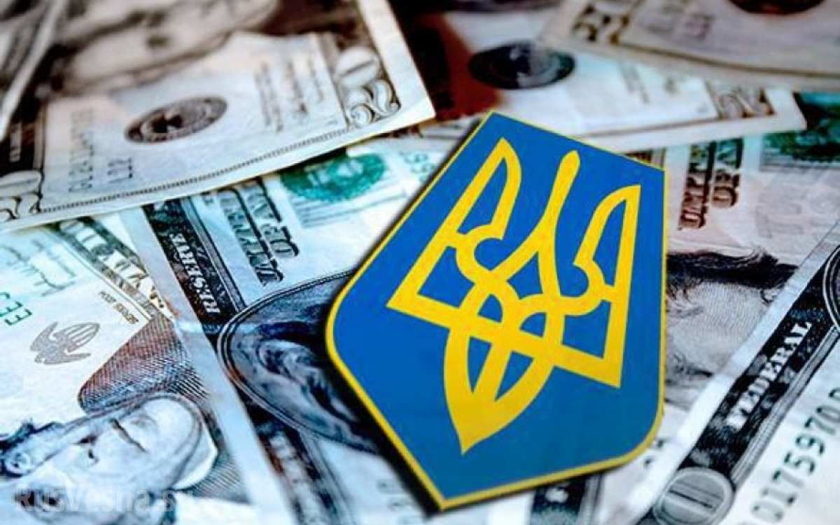 Максимальные запасы золотовалютного резерва Украины пришлись на осень 2013 года и составляли более 20 миллиардов долларов США. 