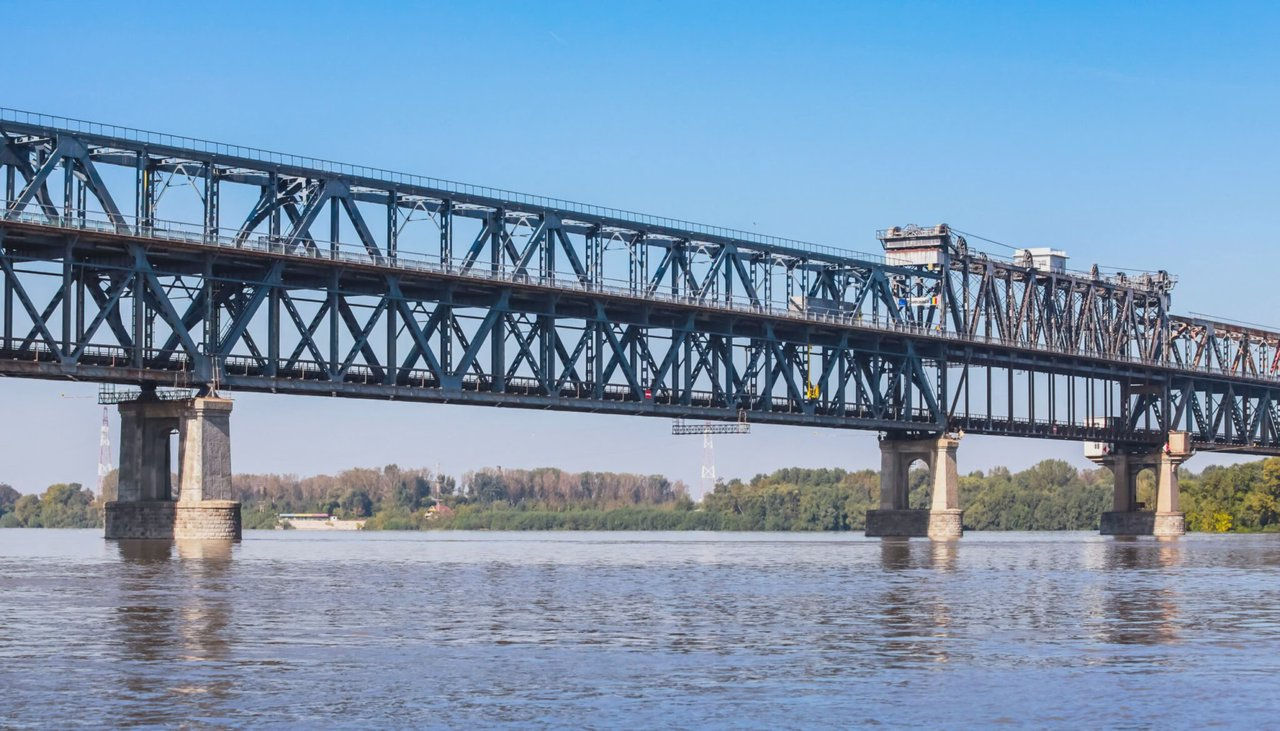 Suspendarea temporară a circulației rutiere la Podul Dunării Giurgiu-Ruse: Recomandările MAE pentru moldoveni.