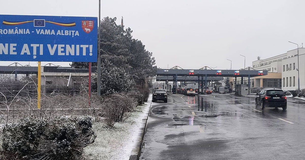 Mii de moldoveni merg în România de Crăciun pe stil vechi.