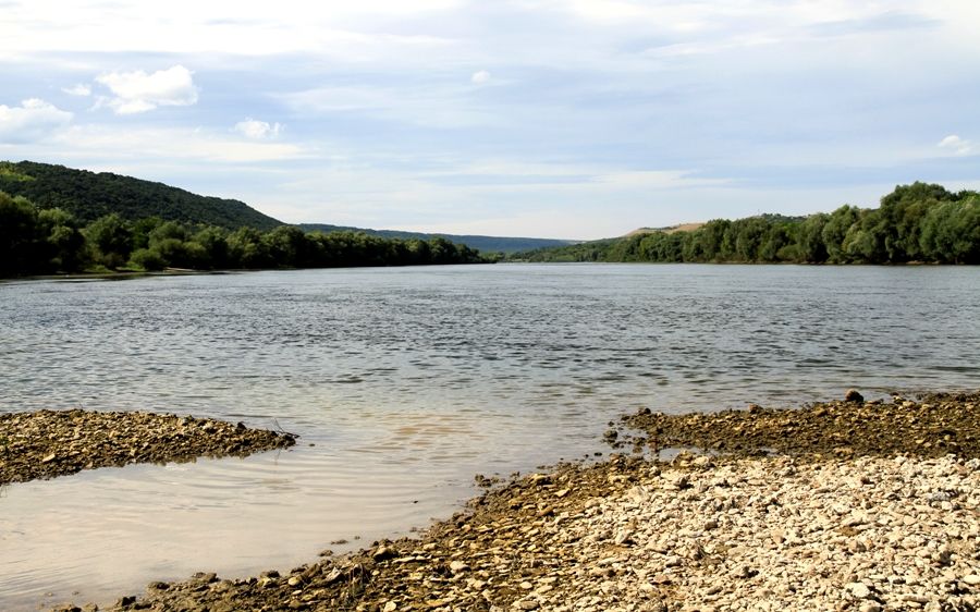 R. Moldova rămâne doar cu pierderile ecologice şi cu probleme imense privind asigurarea cu apă potabilă. Foto: moldovenii.md
