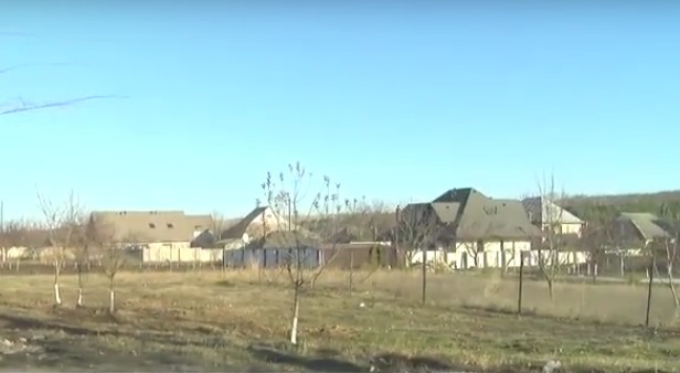 Либералы намерены незаконно присвоить земельный участок.