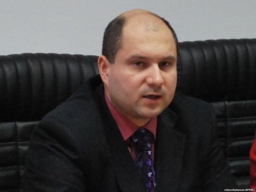Виктор Парликов считает, что стал неудобным, когда в 2011 году отказался включить в тариф на газ потери в 382 млн леев.