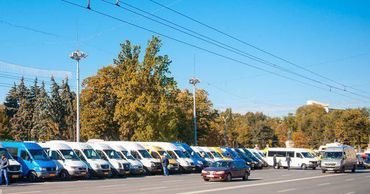 Перевозчики просят Минэкономики повысить тариф на пассажирские перевозки.