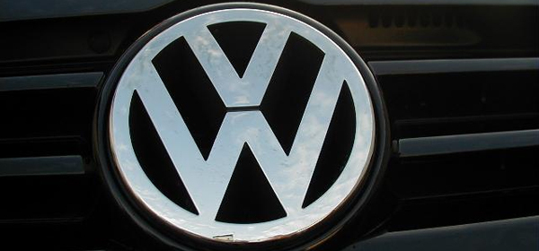 Под отзыв попадают 800 000 кроссоверов Tiguan, 239 000 пикапов Amarok и 640 309 разных моделей в Китае.