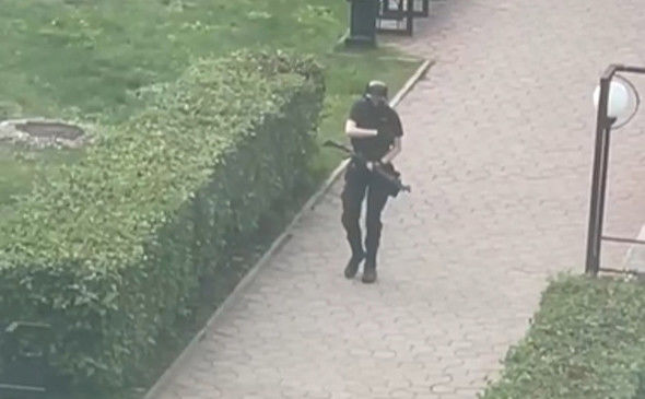 Открывшего стрельбу в университете в Перми задержали.