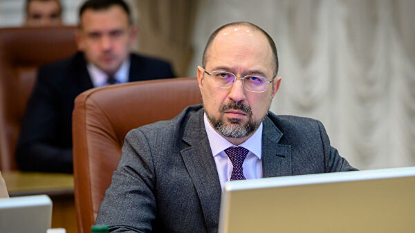 Премьер Украины оценил перспективы возобновления водоснабжения Крыма.