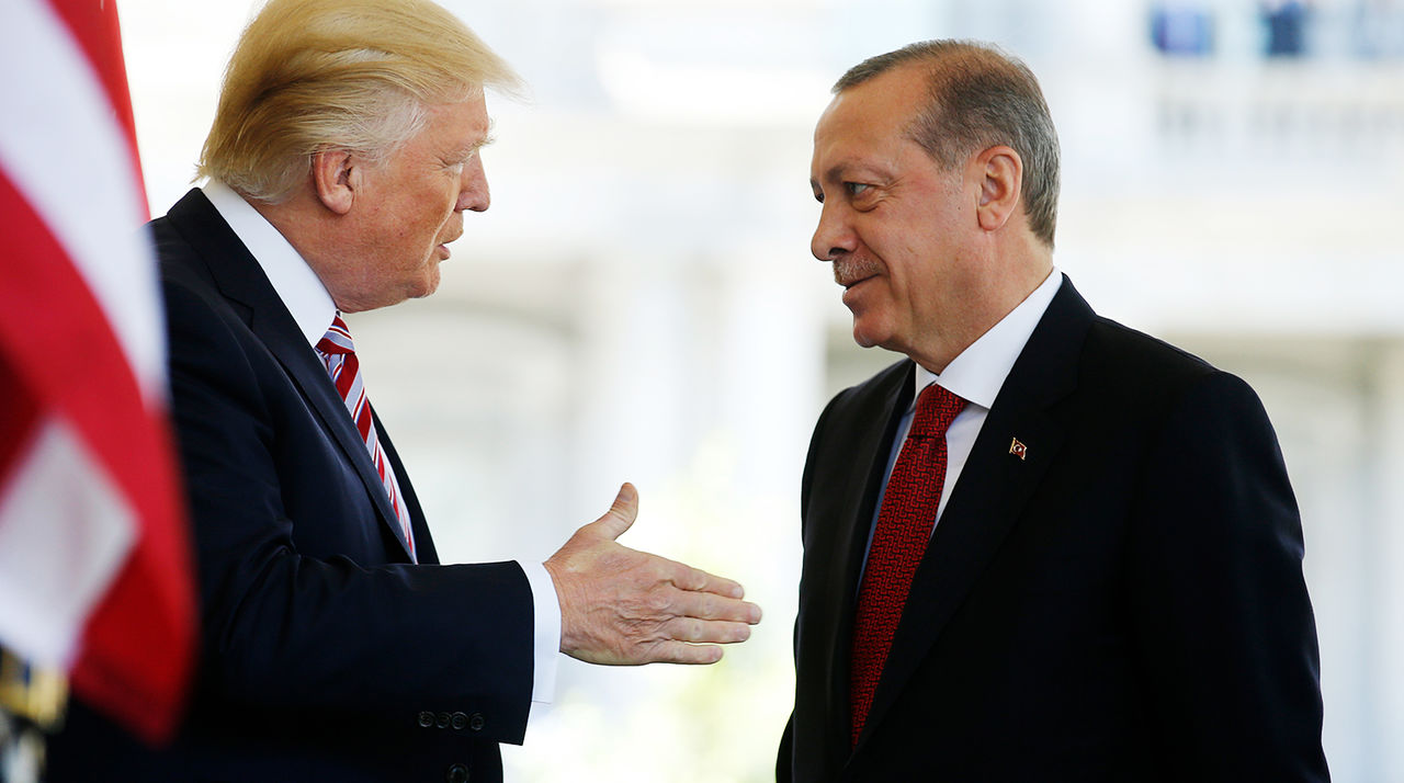 Эрдоган сообщил Трампу о намерении вытеснить сирийскую армию из Идлиба.