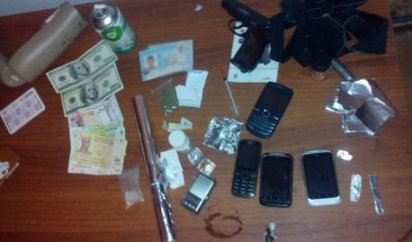 При обысках у подозреваемых были обнаружены порядка 50 граммов героина