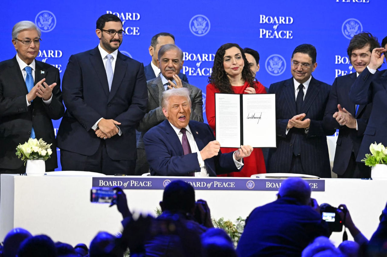 Membrii Consiliului pentru Pace vor aloca 5 miliarde de dolari pentru reconstrucția Gazei.