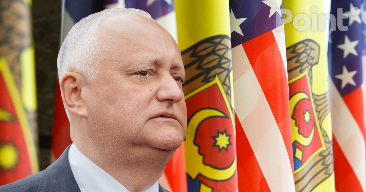 Dodon a felicitat SUA cu ocazia Zilei Independenței: Investiți în țară, nu în partide.