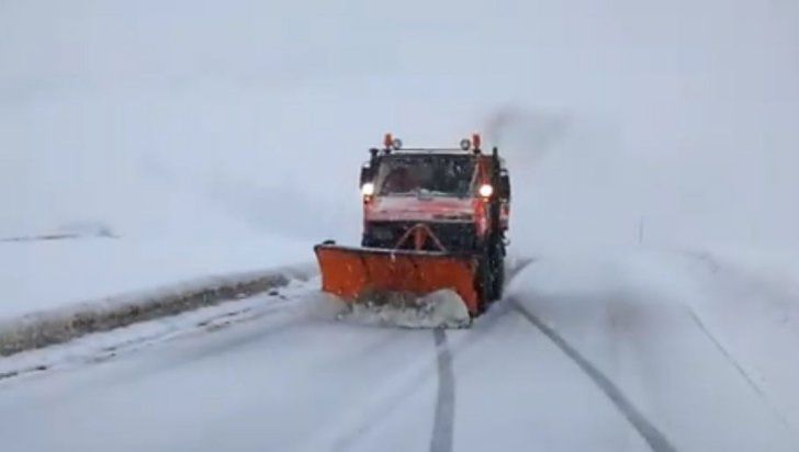 La mijloc de primăvară a revenit iarna în România. 