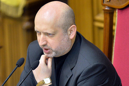 Турчинов также заявил, что не исключает возобновления широкомасштабных боевых действий со стороны ополченцев.
