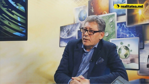 Astfel, Mihai Ghimpu declară că PL va face coaliţie cu orice partid care va intra în Parlament, cu excepţia Partidului Comuniştilor.
