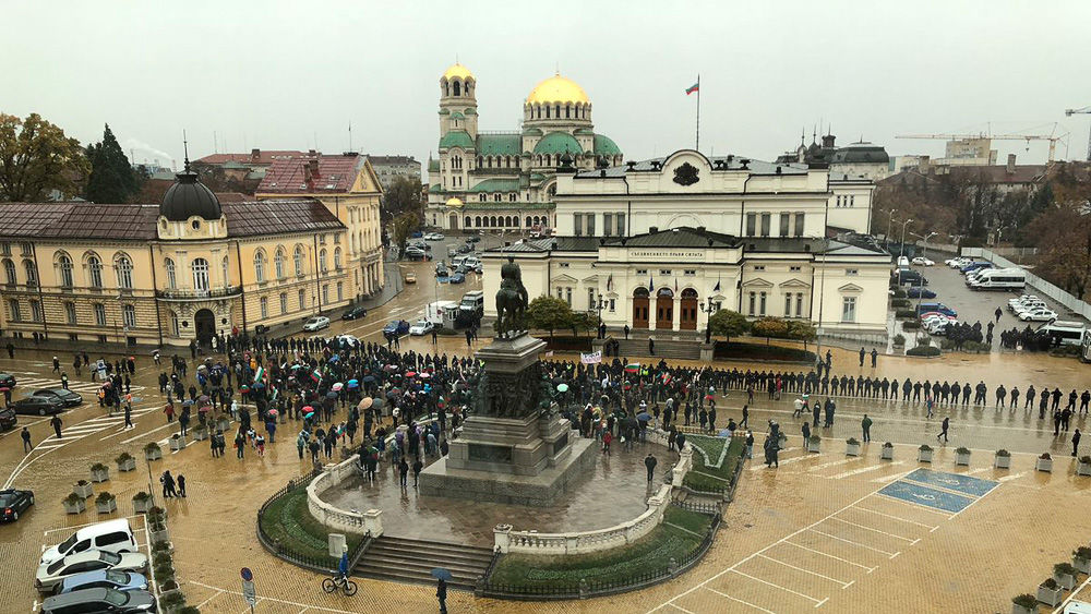 Протесты прошли в Софии, Русе, Ломе, Варне, Шумене, Добриче и Смоляне.