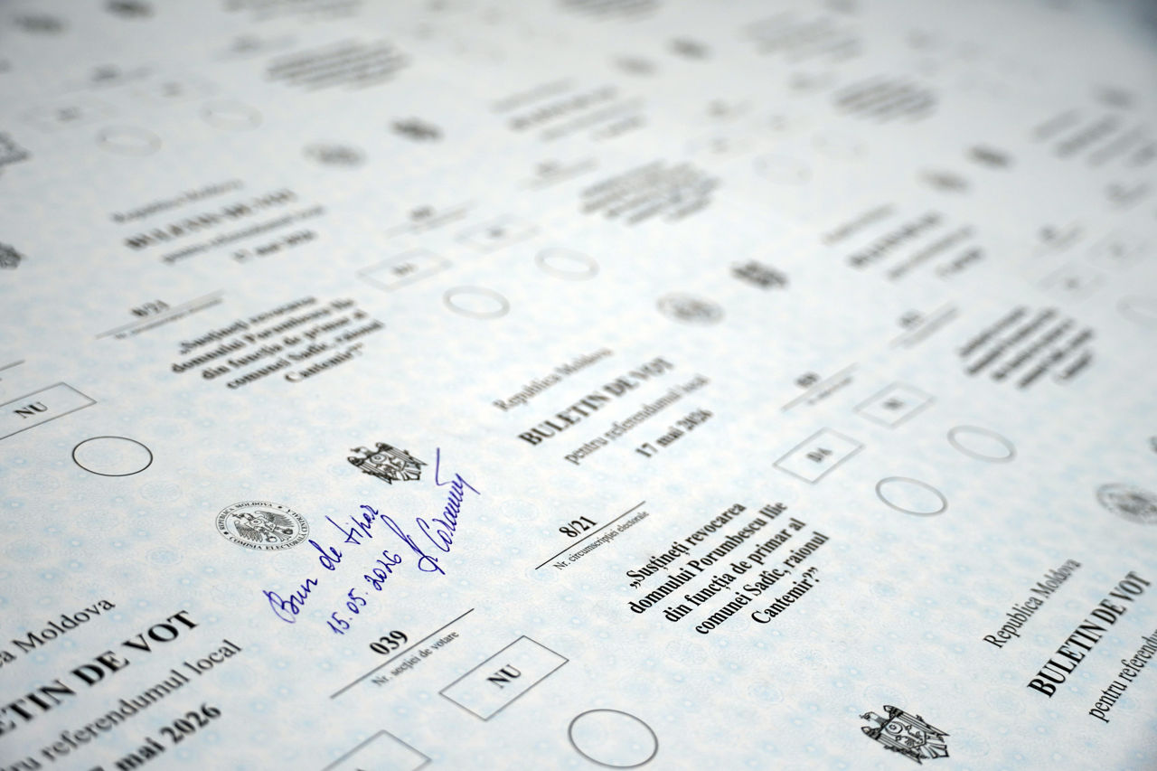 Peste 66.000 de buletine de vot în trei culori, tipărite pentru alegerile locale.