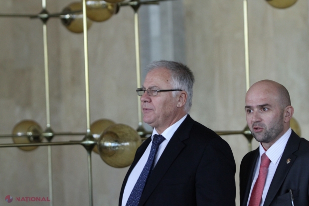 Acesta i-a cedat locul deputatului Marian Lupu, care anterior a fost desemnat președinte al fracțiunii PD.
