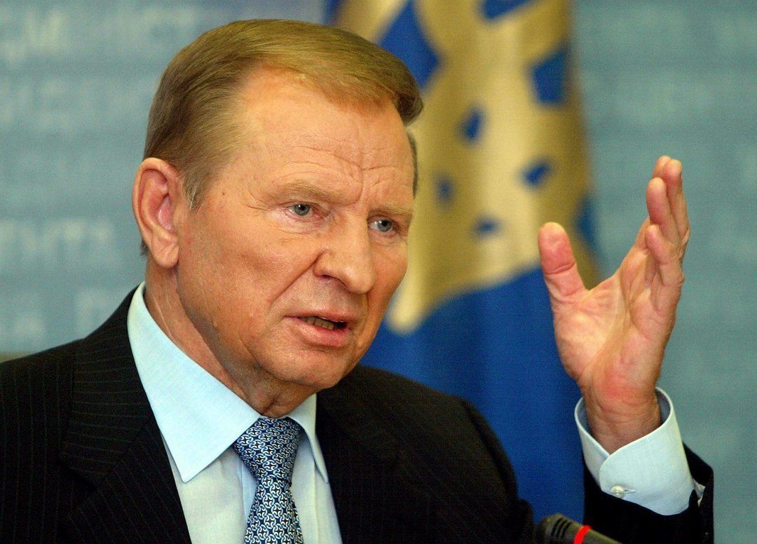 Кучма назвал "формулу Штайнмайера" сдачей "Украины с потрохами".