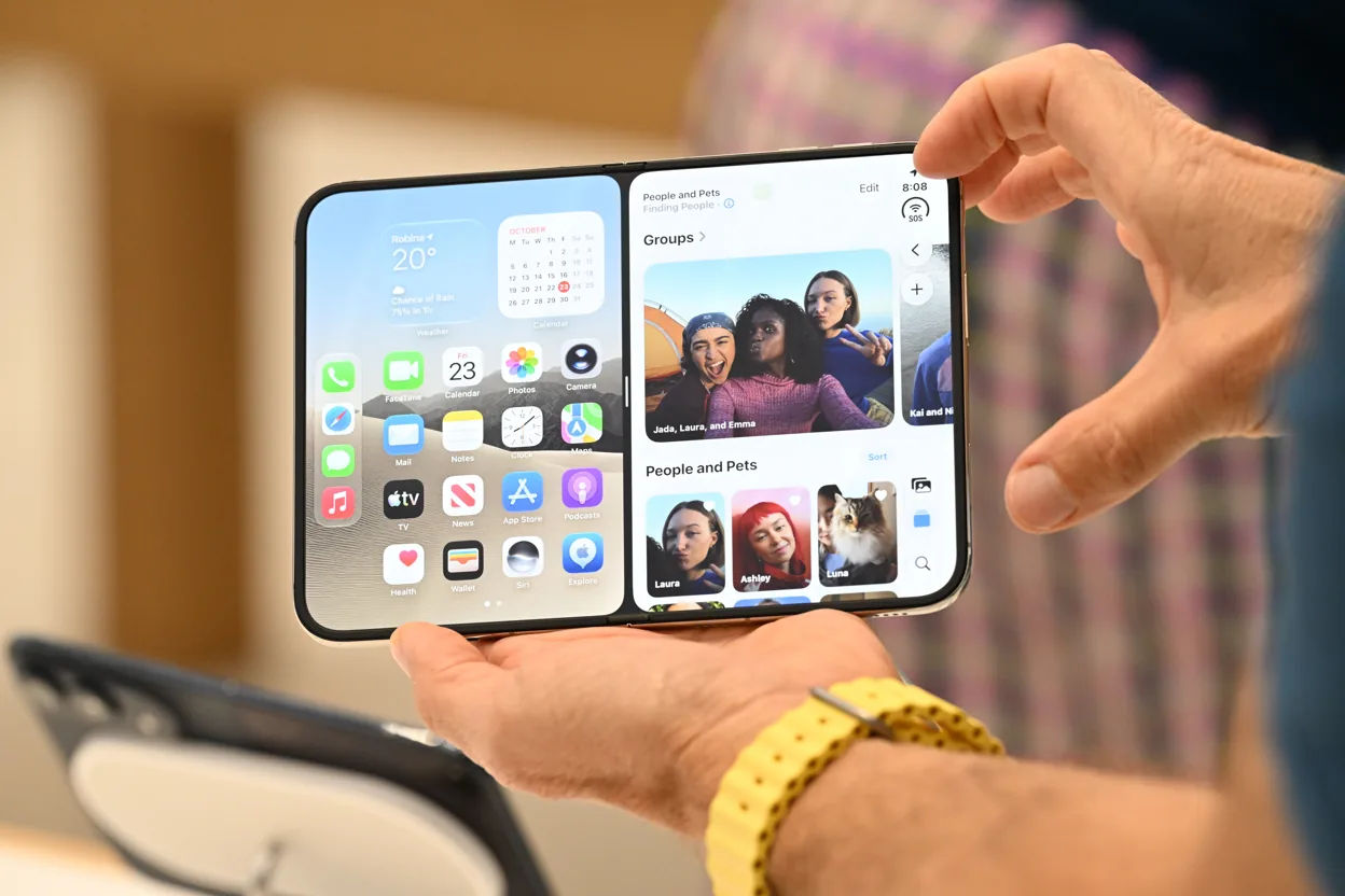 Apple подтвердила сообщения о поломке экранов у складных iPhone Duo.