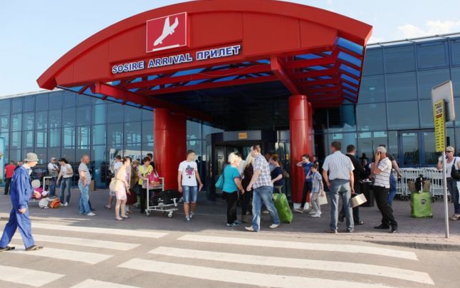 Potrivit contractului de cesionare, agentul economic se angajează să investească pe parcursul celor 49 de ani, suma de 244 de milioane de euro.