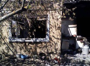 Женщина и ее годовалый ребенок погибли позапрошлой ночью во время пожара в доме, где они жили.