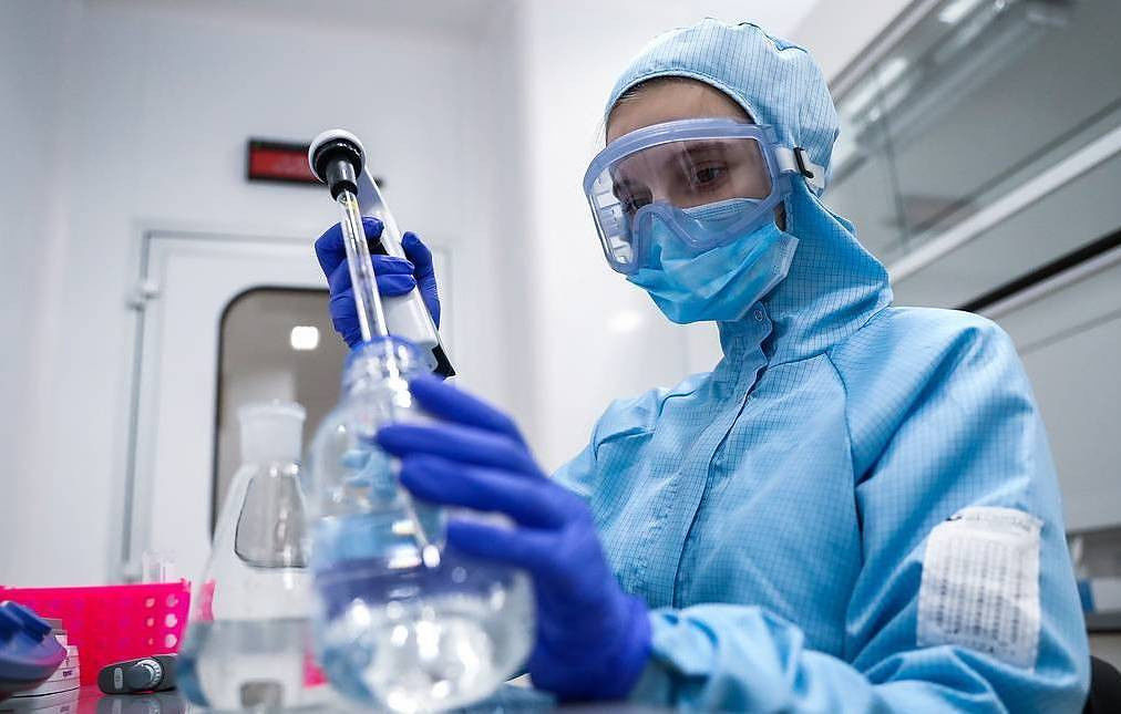 ЕС предложил Китаю сотрудничать в создании вакцины от коронавируса.