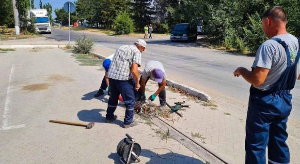 Elementele antiparcare instalate fără autorizație, demolate în Capitală.