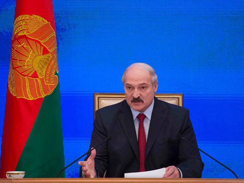 Лукашенко готов за сутки разрешить ситуацию в Дебальцево, "если этого захотят Украина, Россия, ДНР и ЛНР".