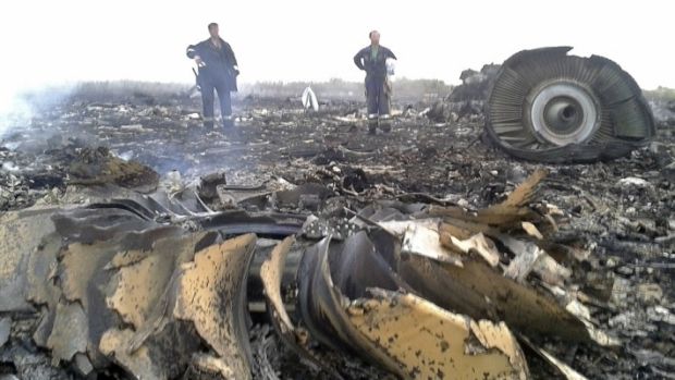 În ziua tragediei, „trei avioane ale Lufthansa au survolat zona, dintre care unul cu doar 20 de minute înainte de zborul MH17”, subliniază „Süddeutsche Zeitung”.