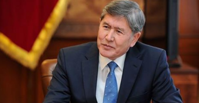 Киргизский президент отметил, что «Киргизия должна вступить в Таможенный союз с поднятой головой».