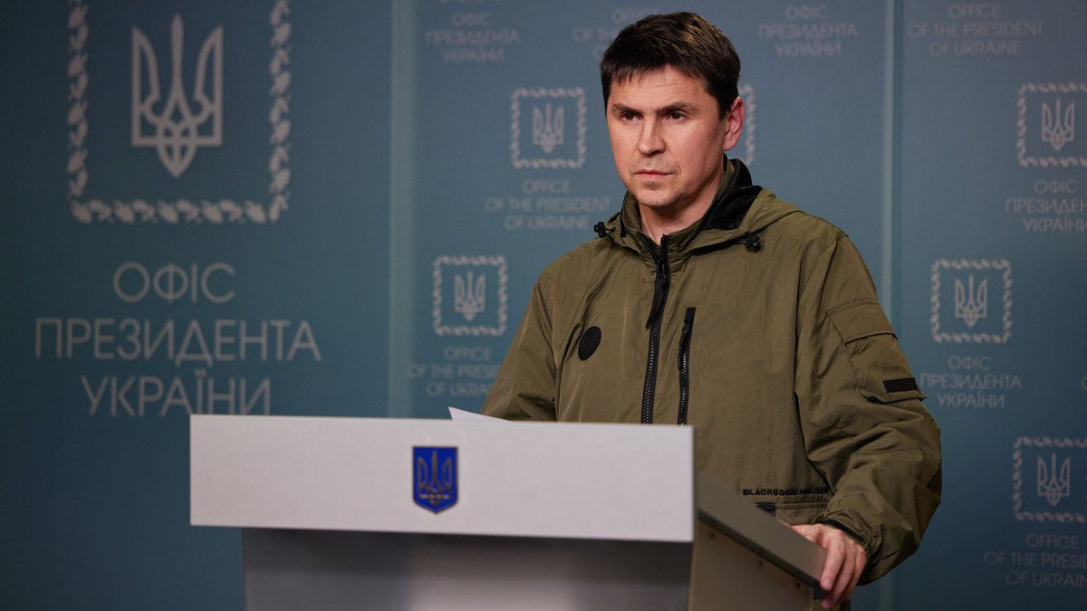 Подоляк: Россия окончательно всем надоела - ее угрозы никого не интересуют.