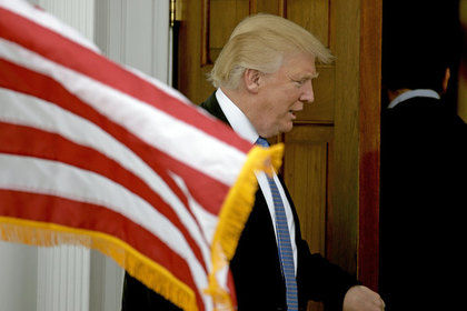 Избранный президент США Дональд Трамп назвал Фиделя Кастро жестоким диктатором.