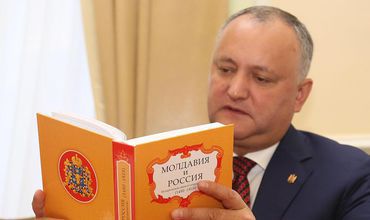 Cum scrie Dodon  discursurile împotriva limbii române în Constituție