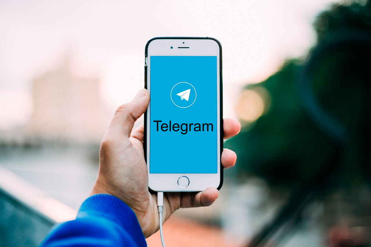 Proprietarii de Iphone se plâng că ultima actualizare a aplicației Telegram distruge bateria.