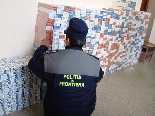 Procuratura Anticoruptie anunta peste condamnarea la 5 ani de inchisoare cu executare a trei angajati ai postului vamal Leuseni.