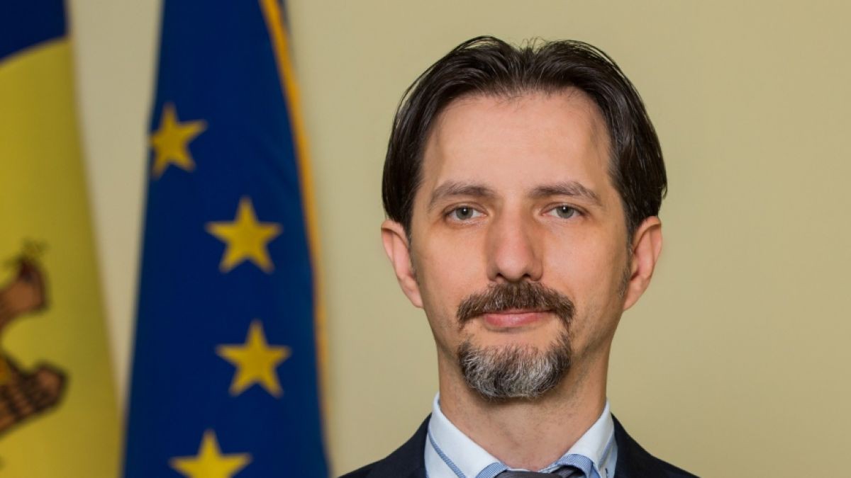 Министр экономики Гайбу пропустил заседание кабминов: у него COVID.