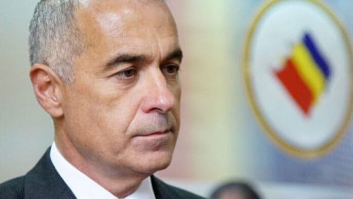 În România se cere anularea rezultatelor primului tur al alegerilor prezidențiale.