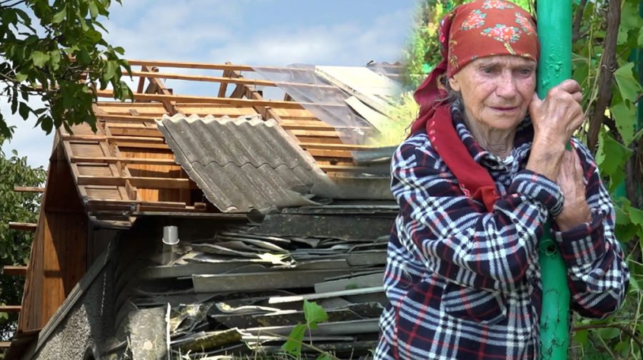 Буря разрушила дом 90-летней жительницы Единец.