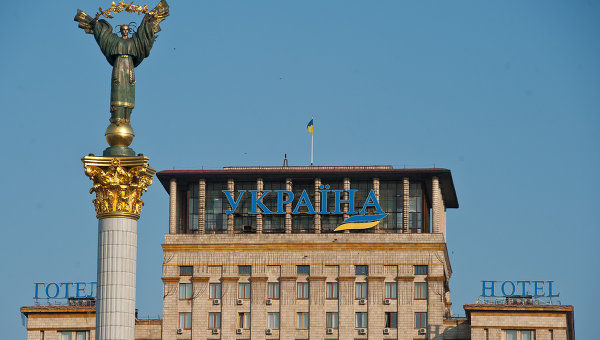 Киев назвал заявления Польши о наплыве украинских беженцев "чушью".