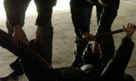 Crimă oribilă în raionul Cantemir. Trei bărbați din satul Toceni au omorât în bătaie un consătean, după care l-au aruncat într-o râpă.