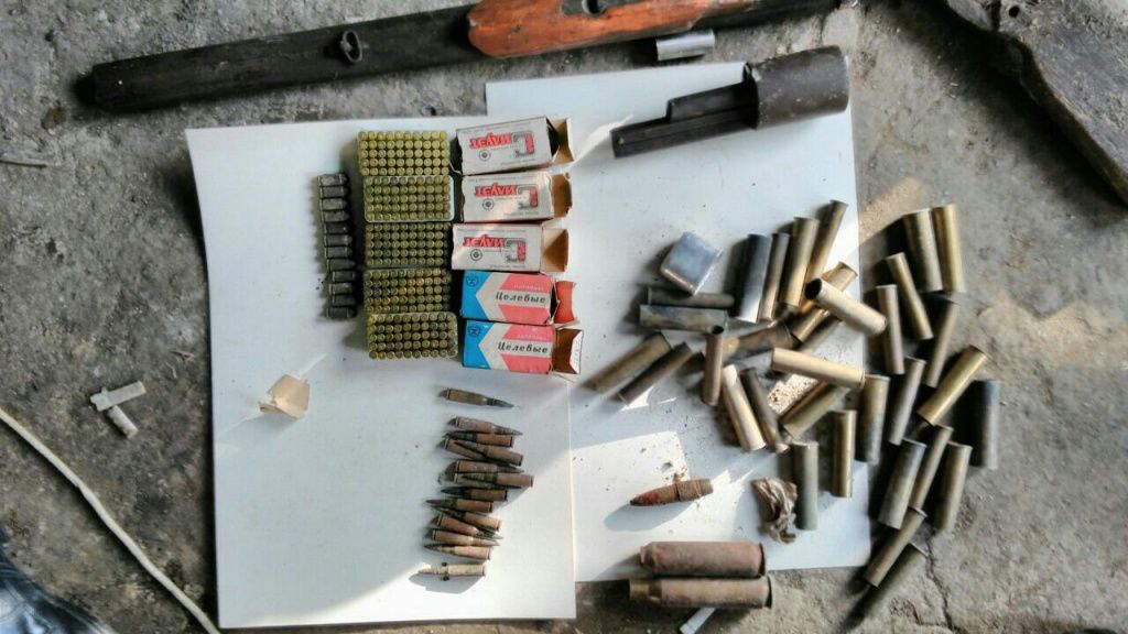 Вышеуказанное оружие и боеприпасы были направлены на баллистическую экспертизу.