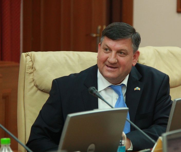 Potrivit lui Chirinciuc, moțiunea socialiștilor este politică, fără a avea vreun motiv palpabil.