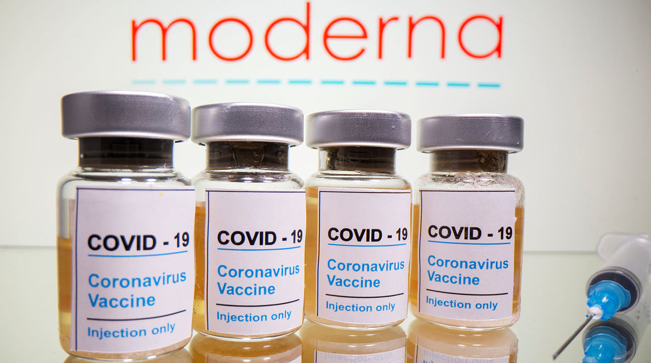 Moderna взялась за разработку вакцины против «омикрон»-штамма COVID-19.